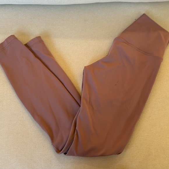 Lululemon Align Leggings in Twilight Rose, Sz6 Flawed, Read Description - Picture 7 of 11